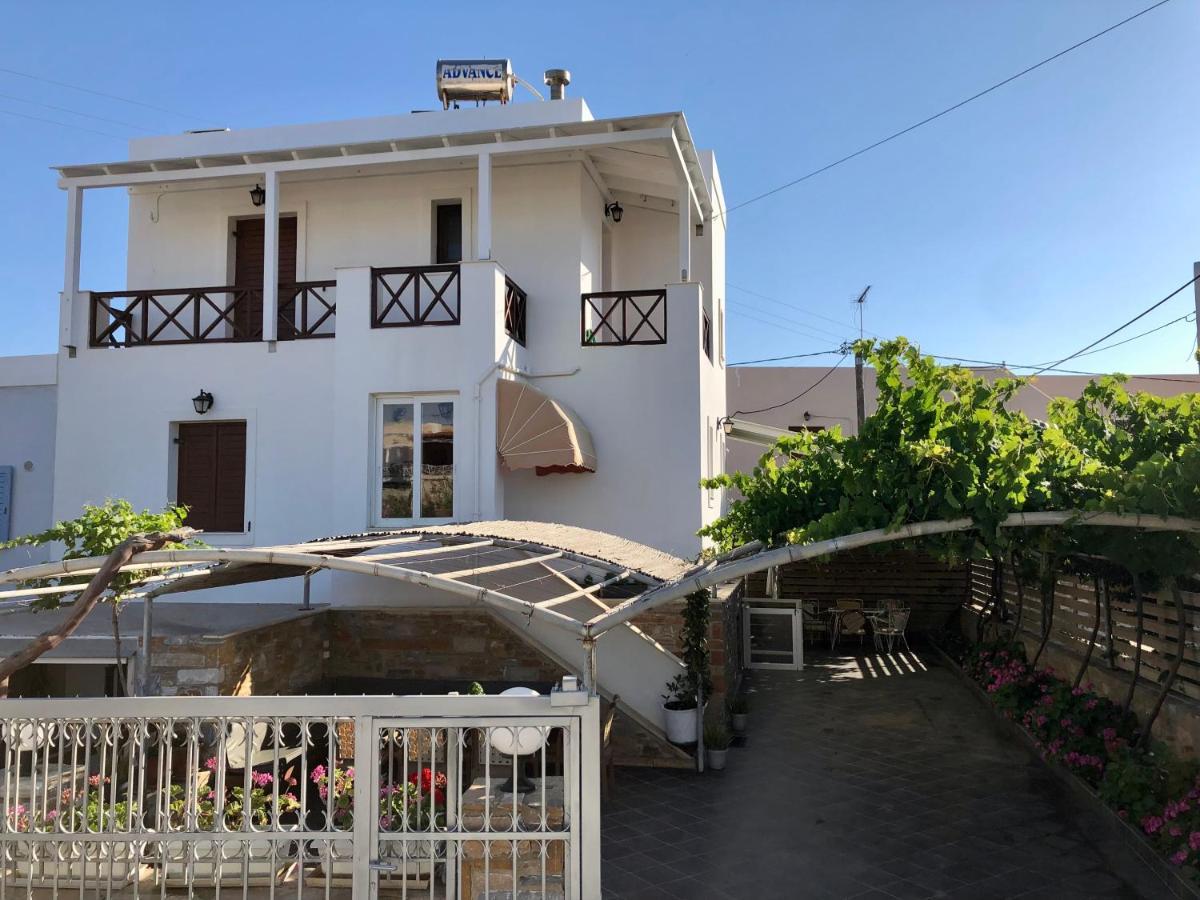 Dea House Apartment Финикас Екстериор снимка